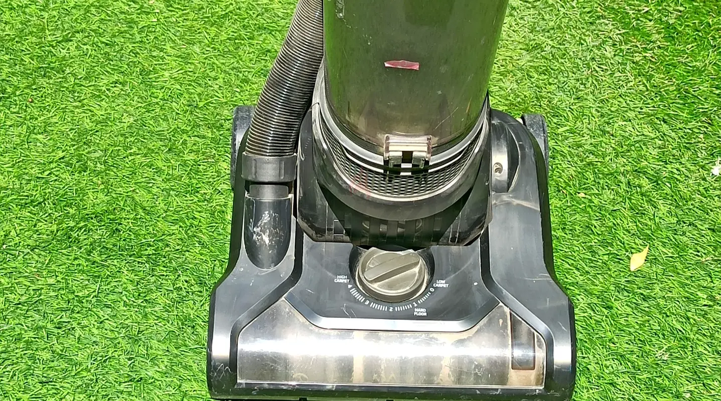 Powerful Vacuum Cleaner for Sale - Perfect Condition!