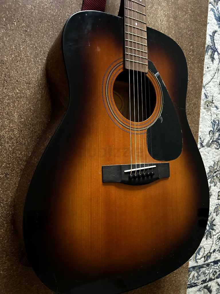 Yamaha F310 Acoustic Guitar63230188367234112