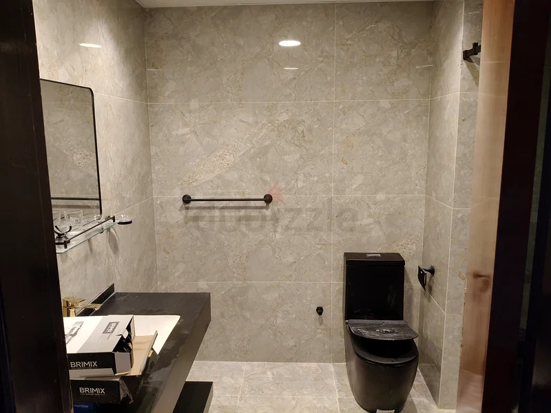 Bathroom renovation63218815575041112