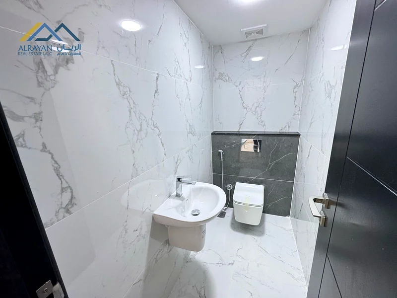 فيلا حديثة، تشمل رسوم التسجيل ورسوم الملكية. امتلك فيلا فاخرة في الزاهية.63170849173251114