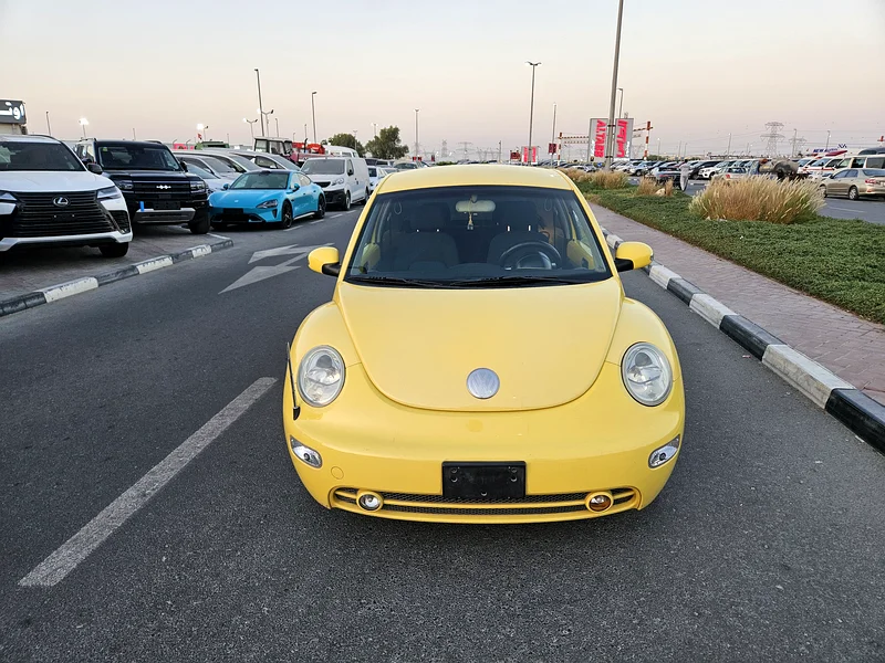 VOLKSWAGEN BEETLE LOW MILEAGE63152290314755111
