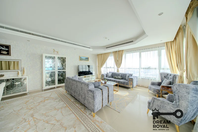Freehold | Luxury 2-Bedroom Apartment | Corniche Tower, Ajman63256578693633113