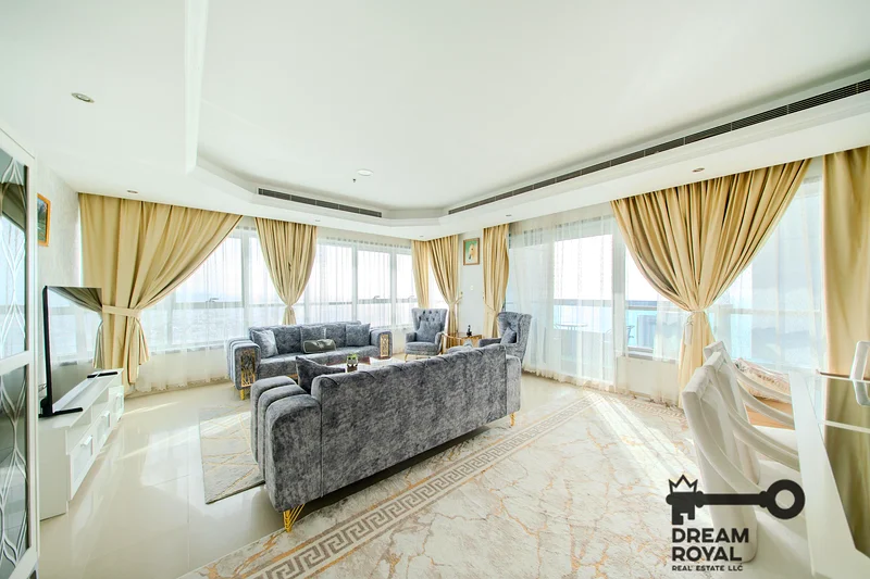 Freehold | Luxury 2-Bedroom Apartment | Corniche Tower, Ajman63256578693633114