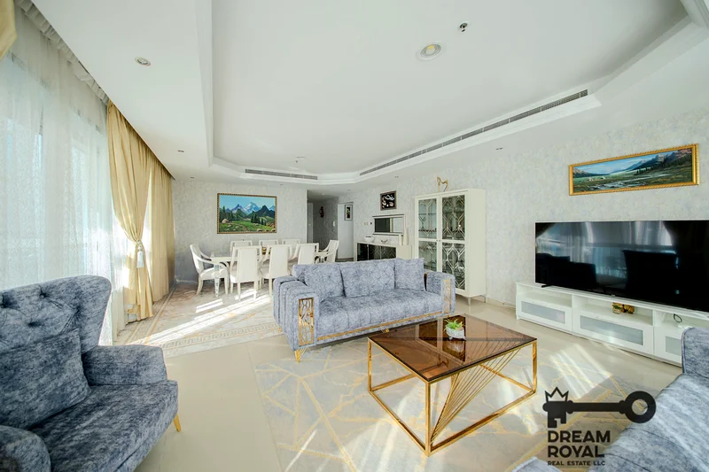 Freehold | Luxury 2-Bedroom Apartment | Corniche Tower, Ajman63256578693633112
