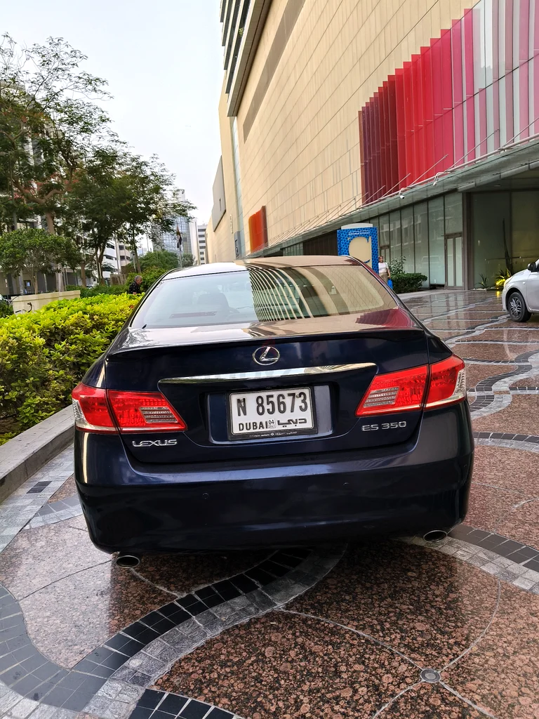 Lexus ES 350 Gulf Space All most original condition with Low Milage Excellent Condition63150480437377112