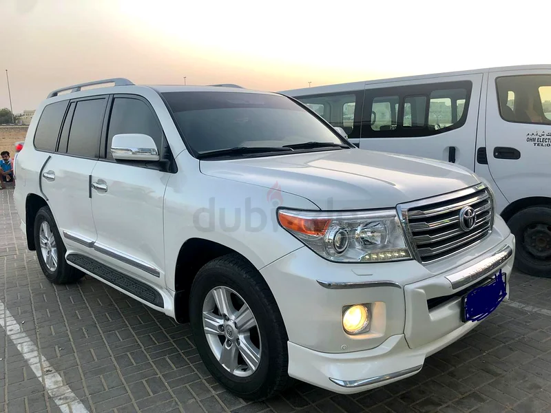 Land Cruiser for Sale63140688191235112