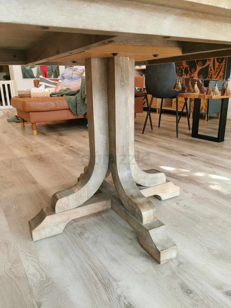 Pottery Barn wooden dinning table63217330774530112