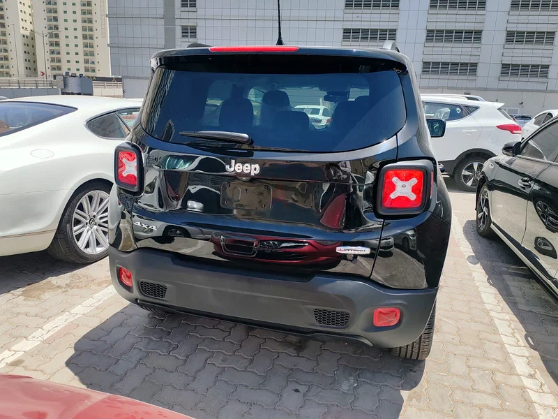 جيب رينيجيد 2022 دفع كلي63153704771970112