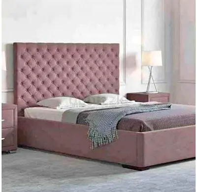 Luxurious Modern Upholstered King-Size Bed for Sale!