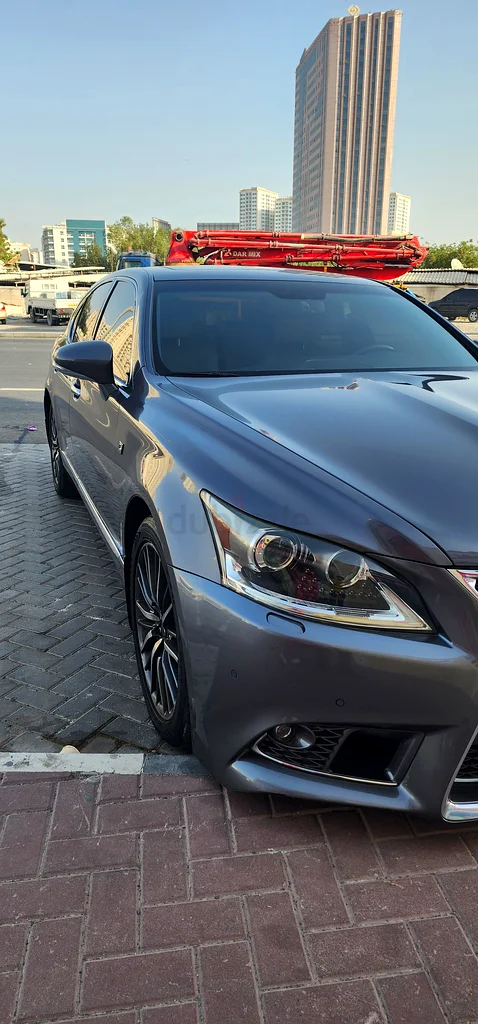 Lexus LS460 / 2013 GCC / FULL SERVICE HISTORY/VALID SERVICE CONTRACT63149580736770114