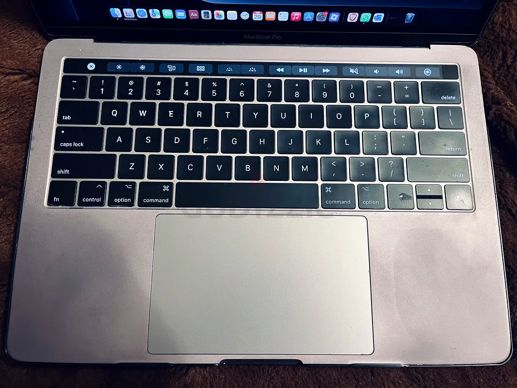 Macbook pro with case for sale63254488881666111