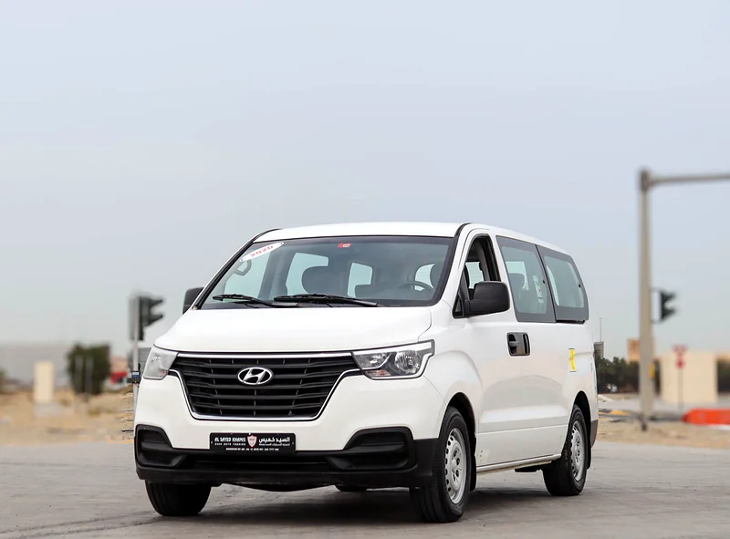 Hyundai H1 2.4L 2020 GCC, accident-free, in excellent condition, 10,936 miles63151400451585112