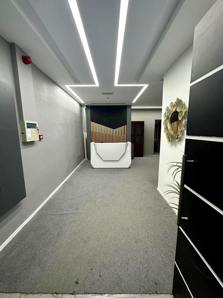 Car Rental Business with Office for Sale – Sheikh Zayed Road, Dubai63272930845187113