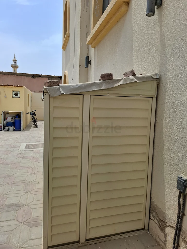 Abu Dhabi Baniyas East 7  
Abu Dhabi Baniyas East63258656845953112