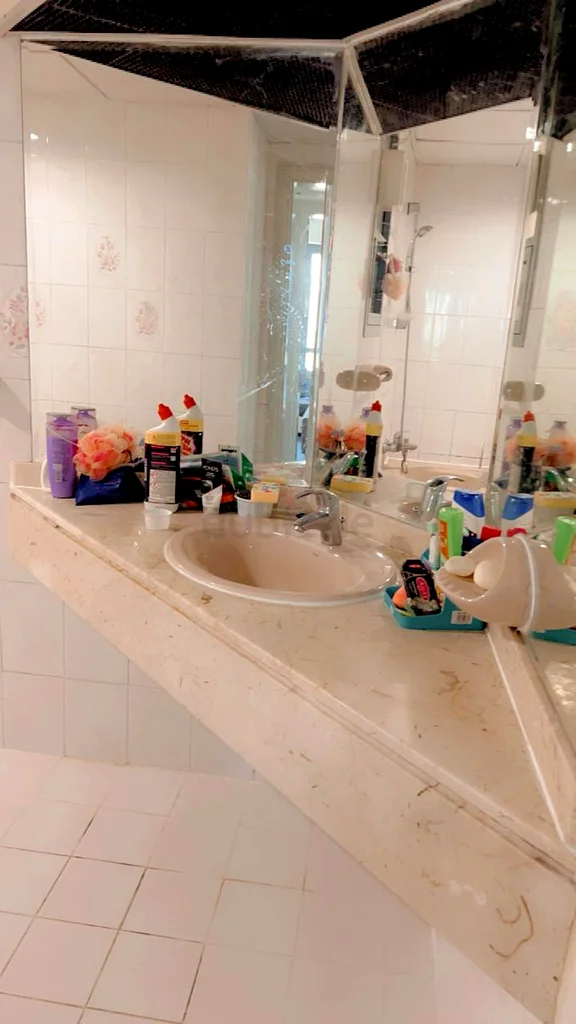 Bed space available for ladies in Alfalh street63143497247235114