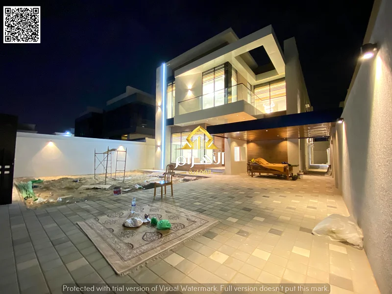 خلف مركز شرطة الحميدية، بجانب المسجد مباشرةً، طابقان، تصميم حديث، تكييف مركزي، بدون رسوم سنوية63877790713987112
