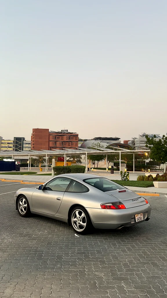 Porsche 911 Carrera, 2000 model (996)63233587467137113
