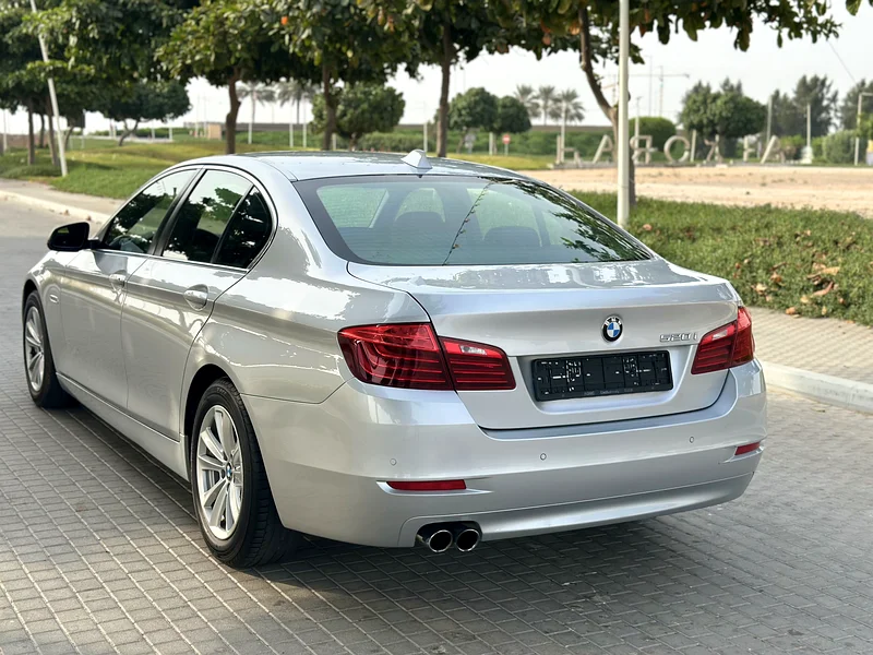 بي إم دبليو 520 أي 201663228784734209113