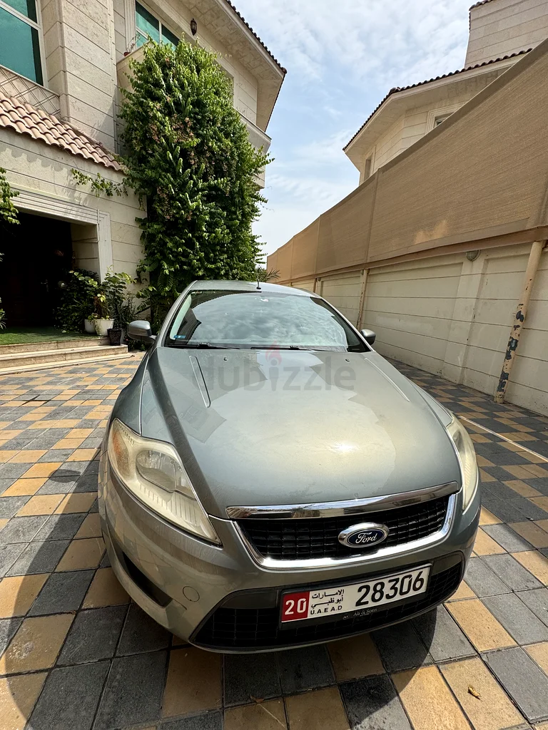 Very Good Condition-Ford Mondeo-Lady Driven-1 Year Registration631364843061791120
