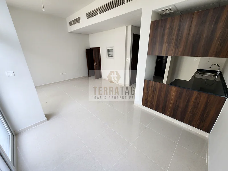 Well Maintained | 5 BHK | G+2 | 1.8m64002890692226113