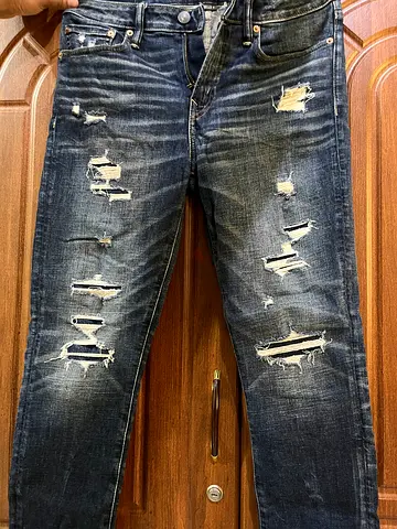 Stylish men’s Blue Jeans - Size 32