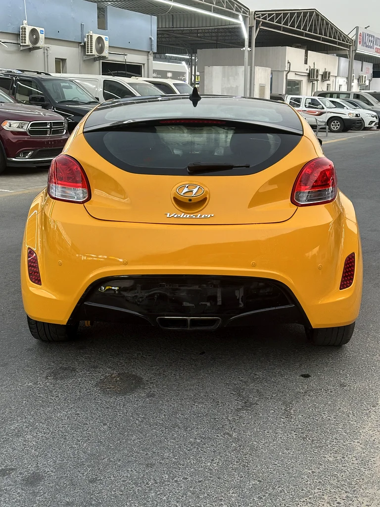 Hyundai Veloster 201763169914738434113