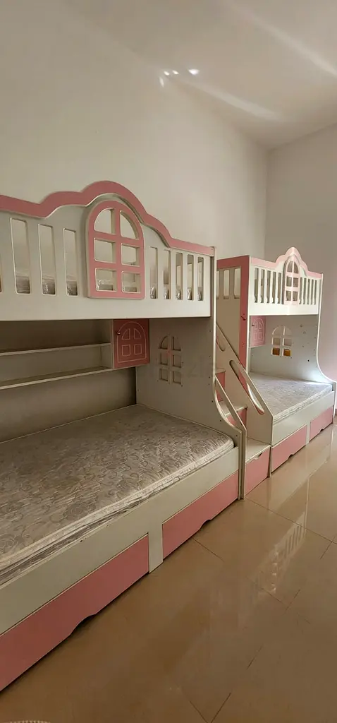 Childrens bed