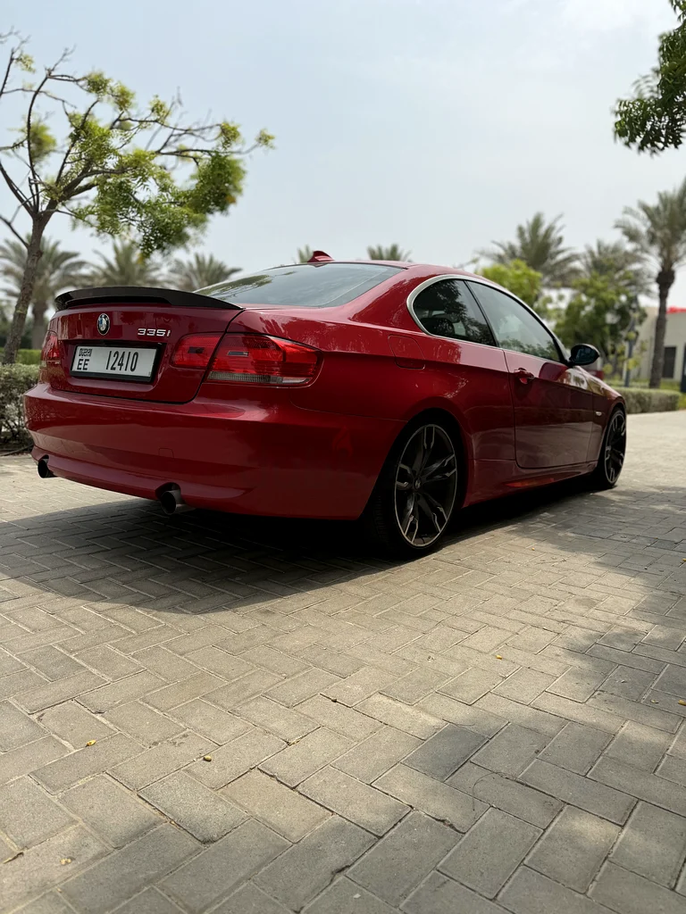 بي إم دبليو إي92 335i دعائي63158800521473113
