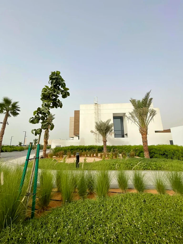 Luxury 3 BR Beachside Villa Near the Beach in Marbella , Mina Al Arab63864192349186110