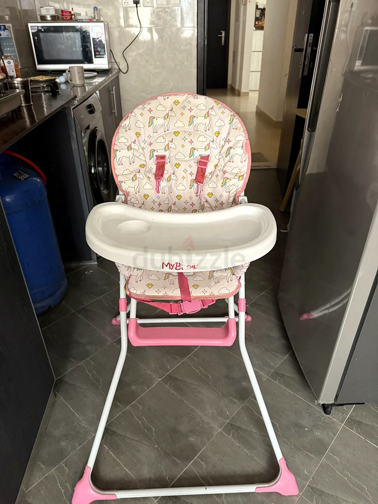 Cozy Baby Booster/High Chair - Perfect for Mealtime Fun!63205364736387111
