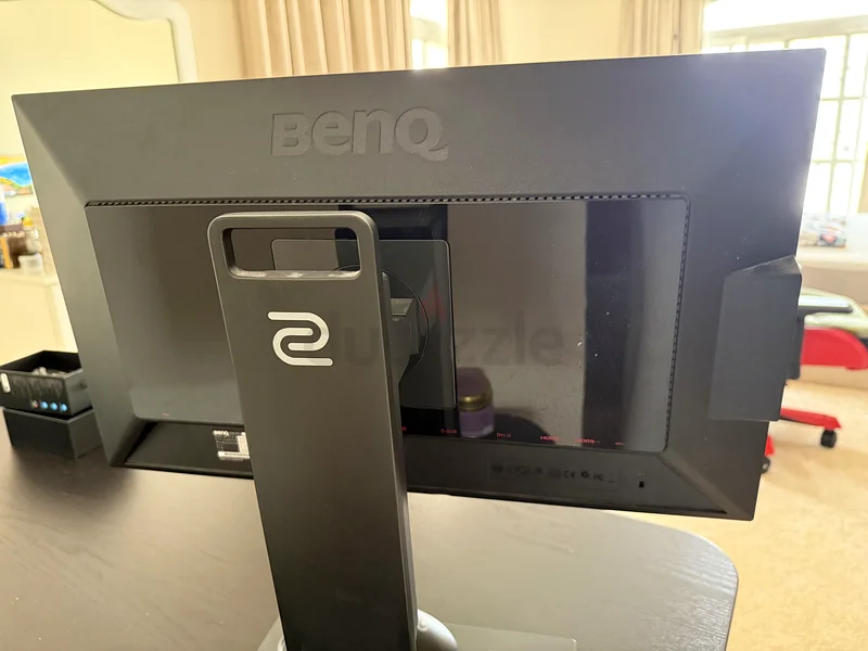 شاشة BenQ XL2430T بتردد 144 هرتز63256599360642112