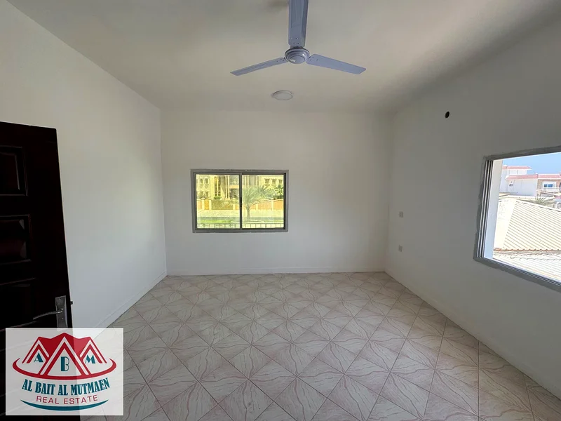 Two-story villa, ten rooms, residential and commercial, in Al-Qadisiyah63300894363522111