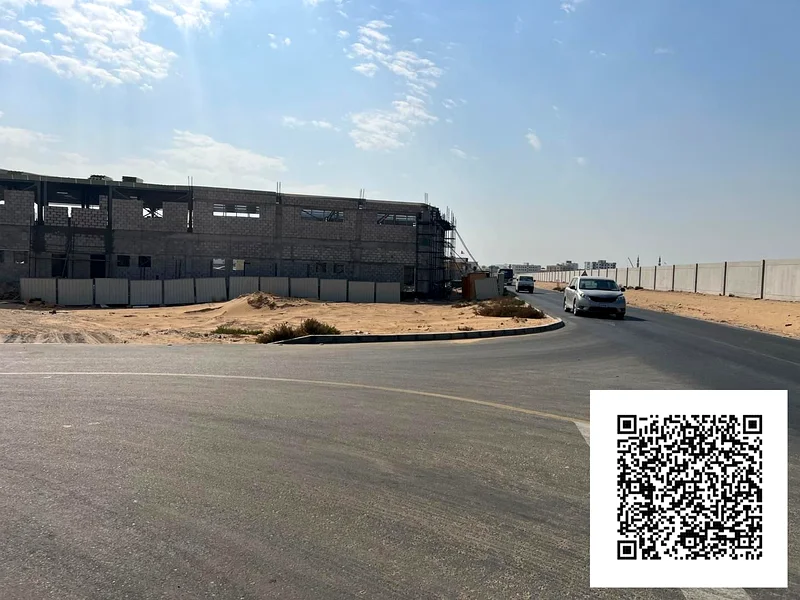 أرض صناعية 6725 قدم مربع مستودعات مستعملة63184211572225111