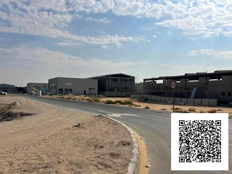 أرض صناعية 6725 قدم مربع مستودعات مستعملة63184211572225112