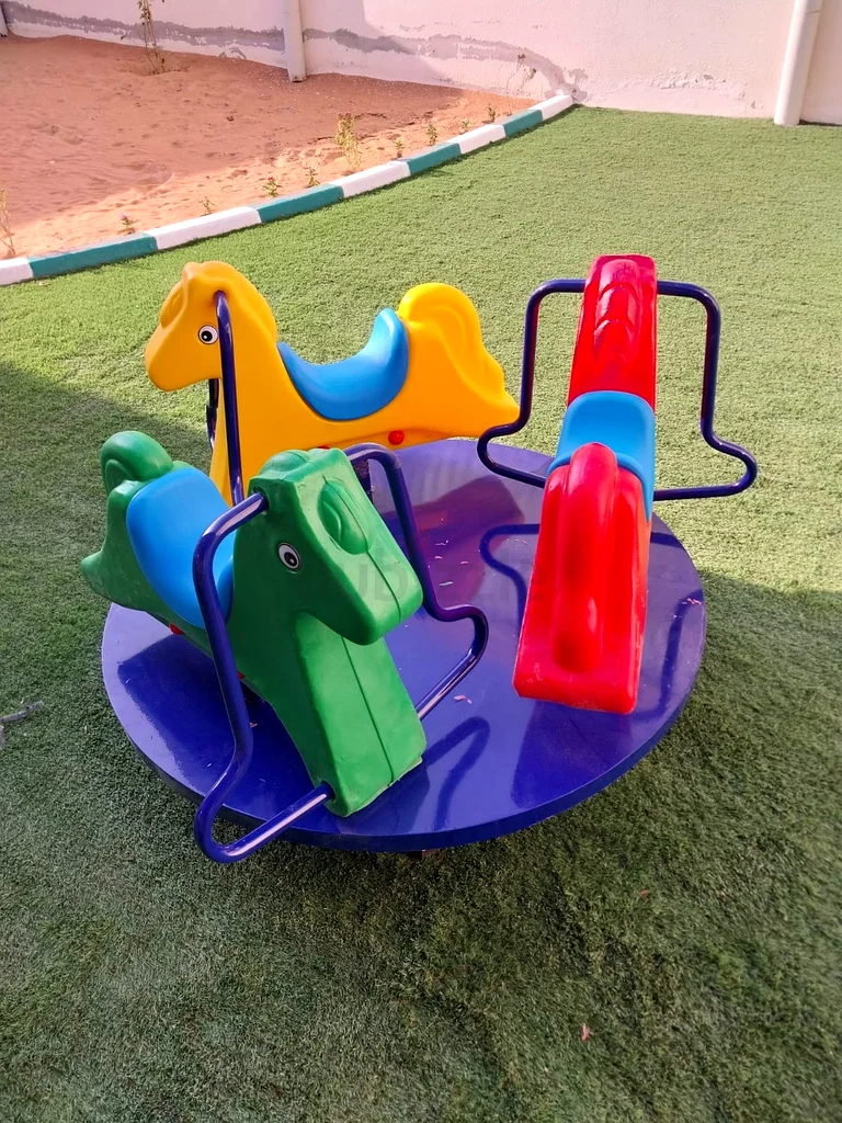 التأرجح للأطفال والكبار63177957106178112