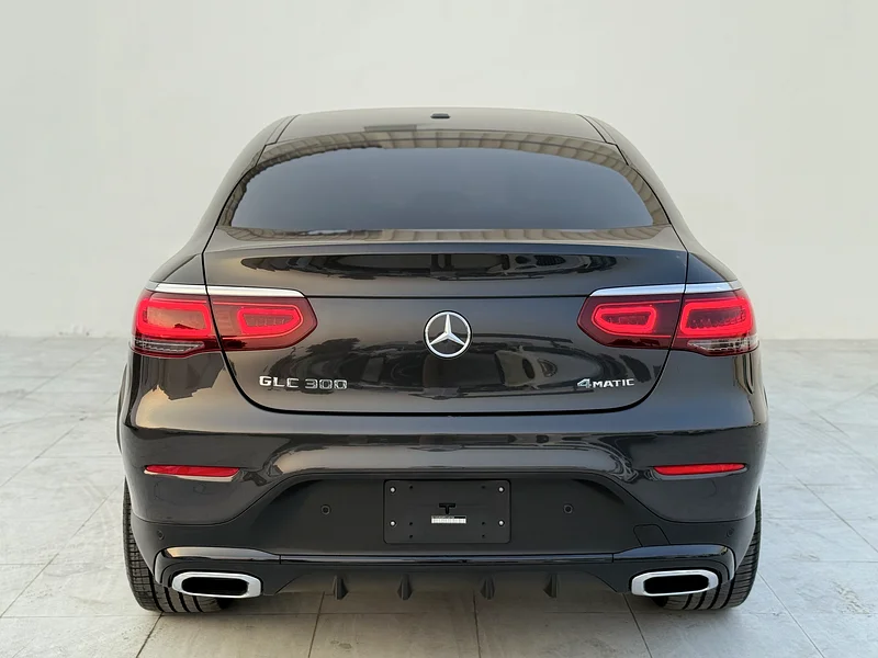 أعلى نظافة GLC 300 كوبيه63145815218561114