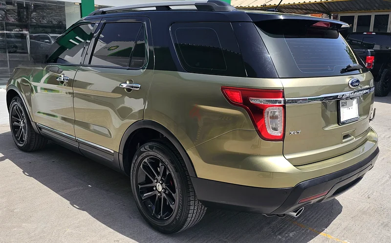 Ford Explorer-Immediate Sale63169445496579114