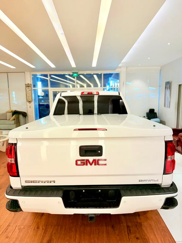 Gmc sieera denali model 2014 gulf space one onwer clean car with full option63174775917826113