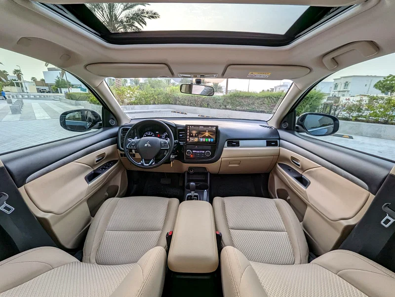 MITSUBISHI OUTLANDER 2016 4WD GCC FULL OPTION IN EXCELLENT CONDITION63225309715715112