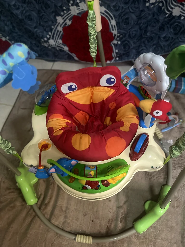 Vibrant Baby Jumper with Interactive Toys63205886863362111