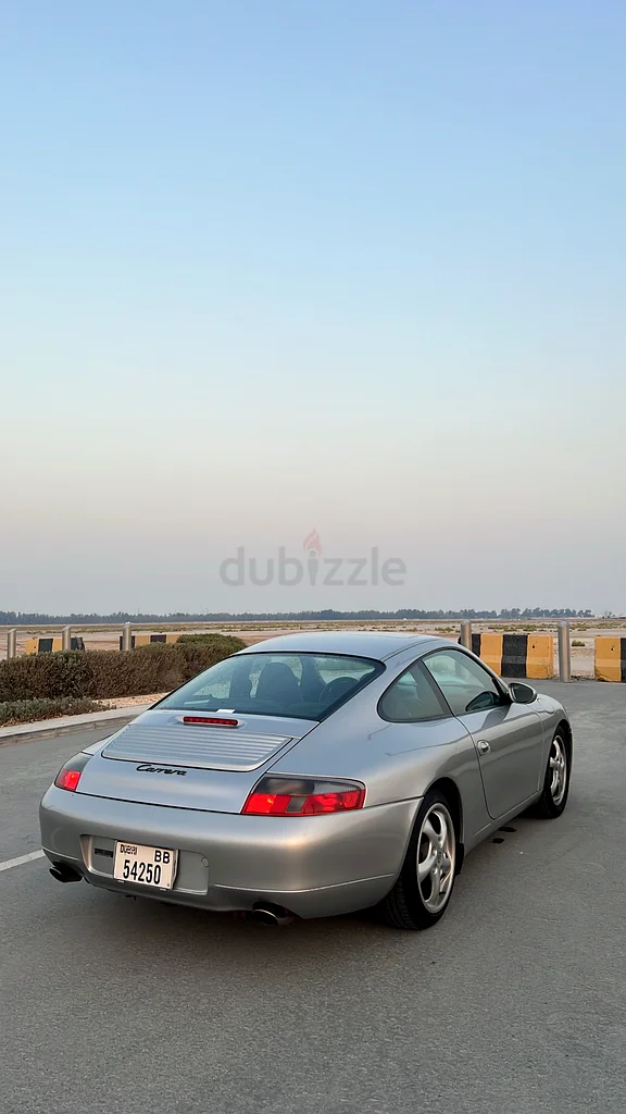 Porsche 911 Carrera, 2000 model (996)63233587467137112