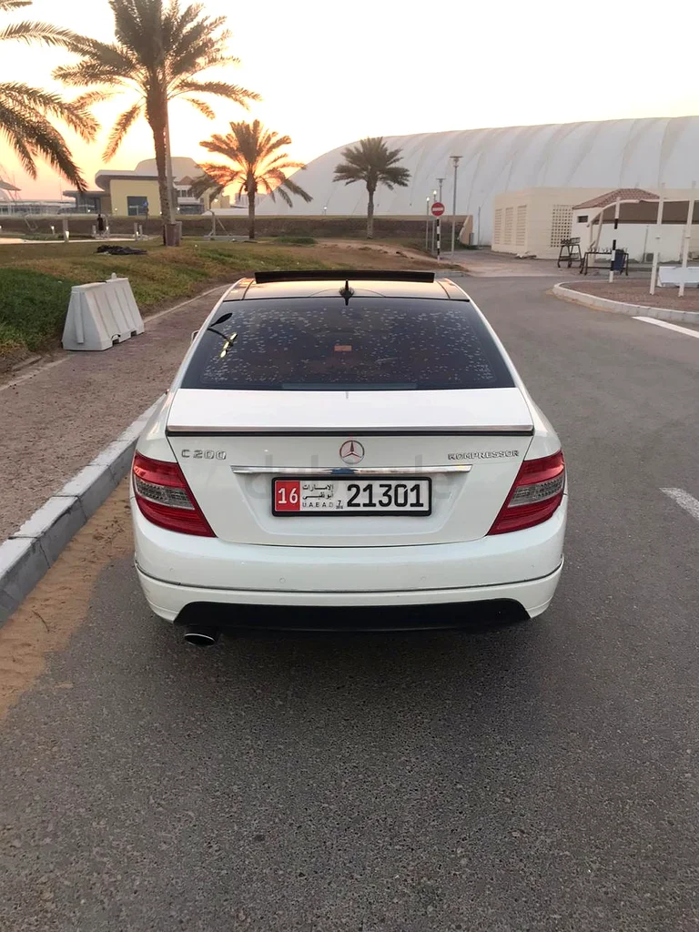 2009 Mercedes-Benz C-Class C200 Avantgarde (GCC Specs) – a great daily driver and luxury sedan63148170030081112