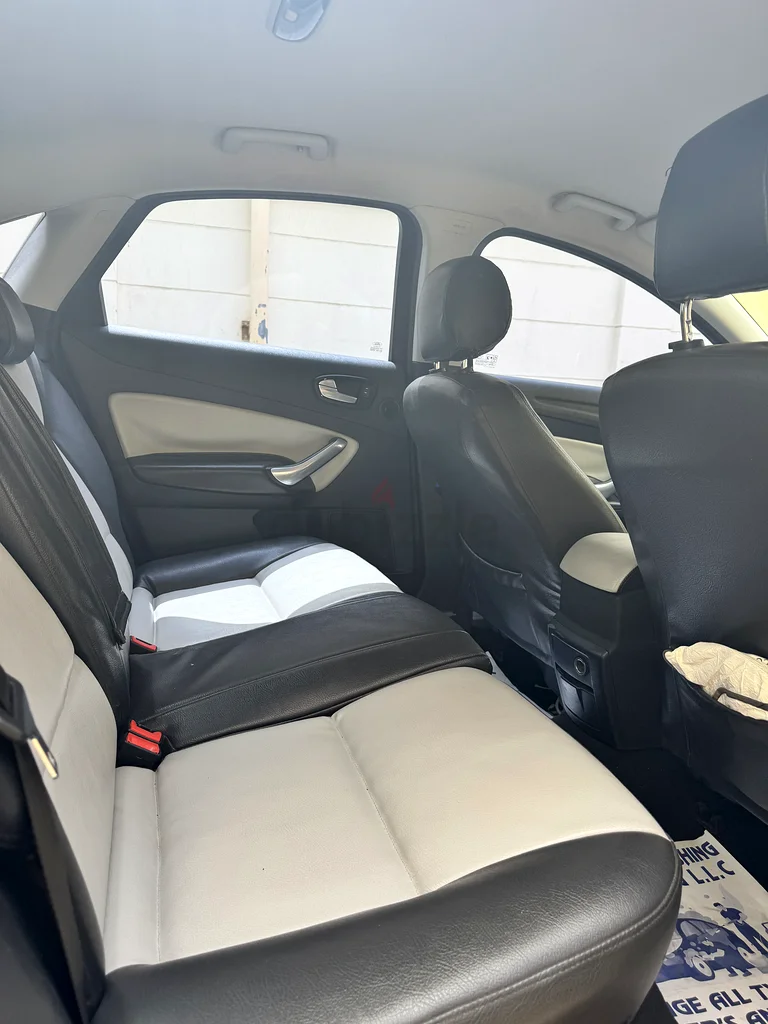 Very Good Condition-Ford Mondeo-Lady Driven-1 Year Registration63136484306179114