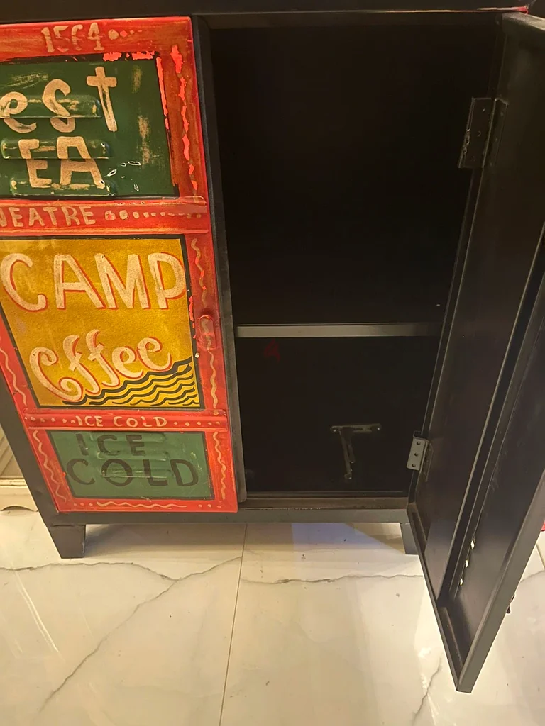 Metal cabinet63183243992705113