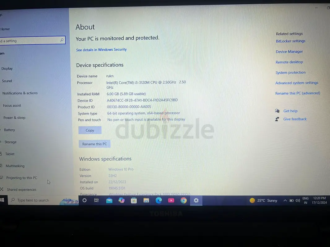 Laptop63256601432834112