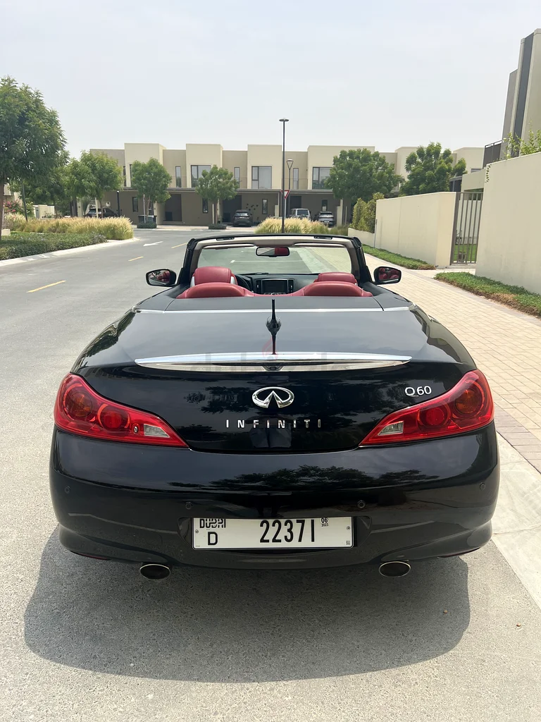 إنفيني Q60 كابريو 3.7 لتر V6 | سقف صلب | صيانة جيدة63139711533057113