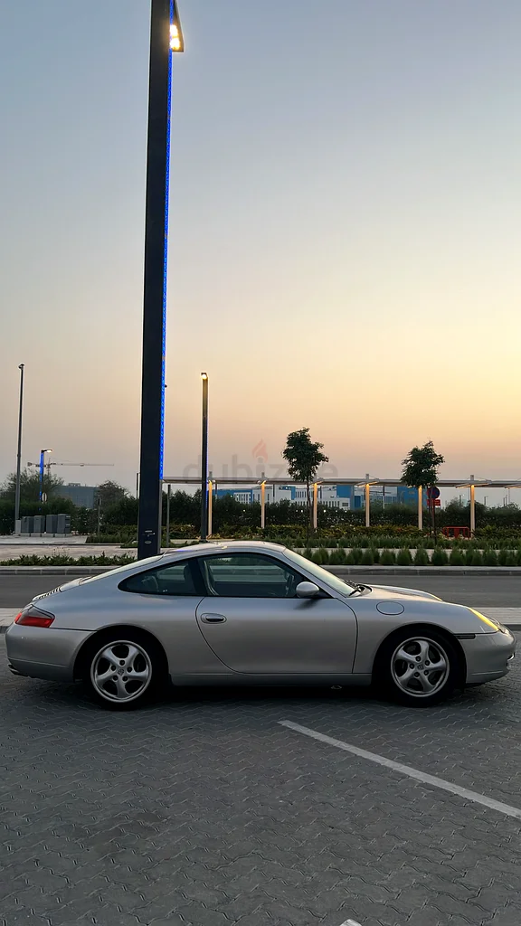 Porsche 911 Carrera, 2000 model (996)63233587467137111