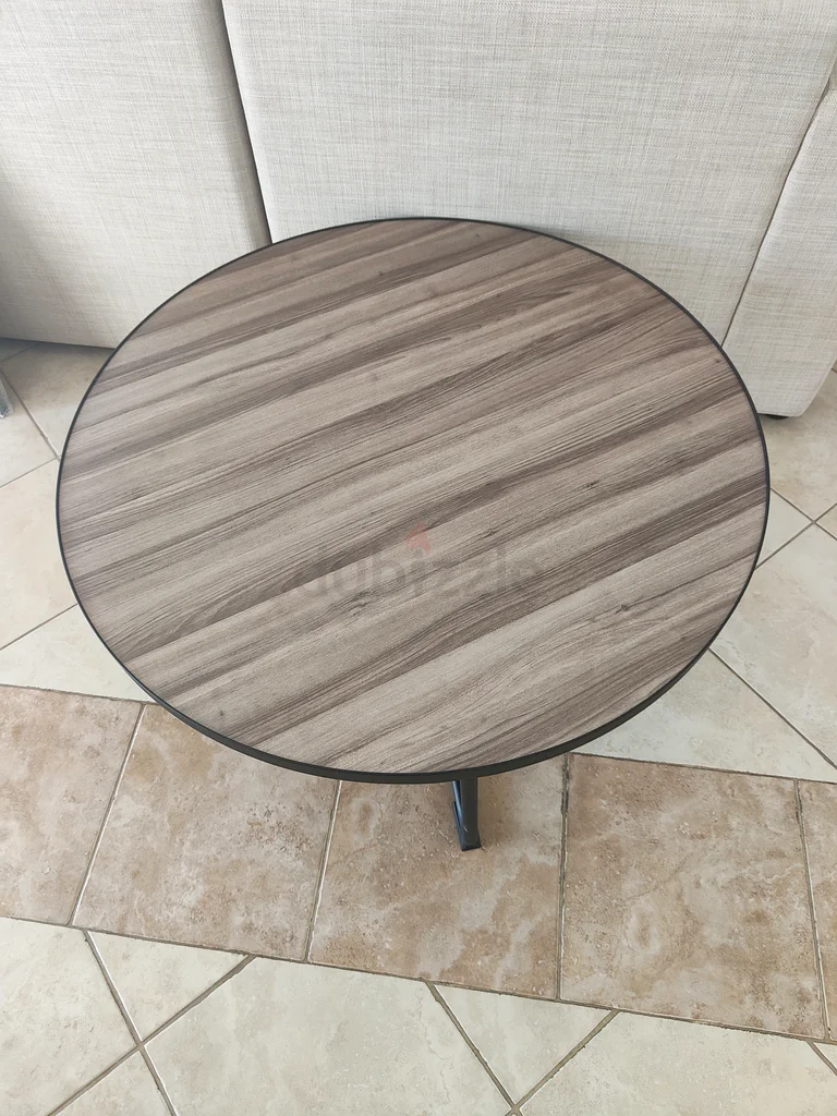 طاولة قهوة دائرية أنيقة بتصميم عصري63185231346562112