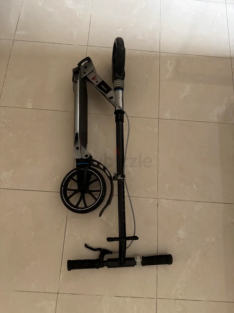 Stylish and Functional decathlon Scooter for Sale orig price 780 aed63169934022530112
