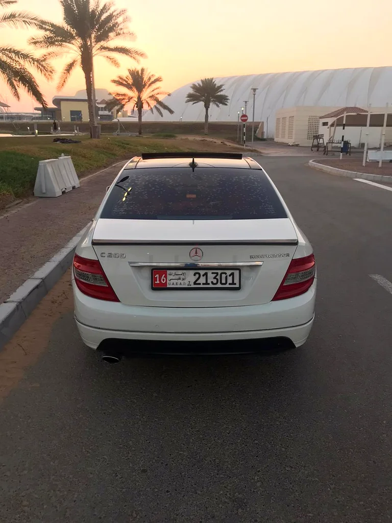 2009 Mercedes-Benz C-Class C200 Avantgarde (GCC Specs) – a great daily driver and luxury sedan63148170030081113